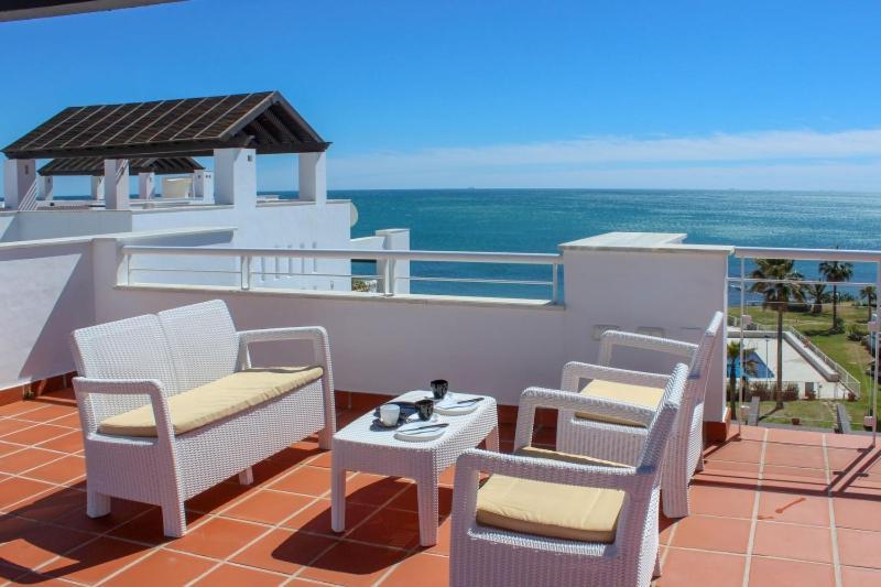 Casares Del Mar Luxury Apartments Penthouse With Beach Access エクステリア 写真